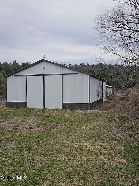 4th image of 290 Griggs