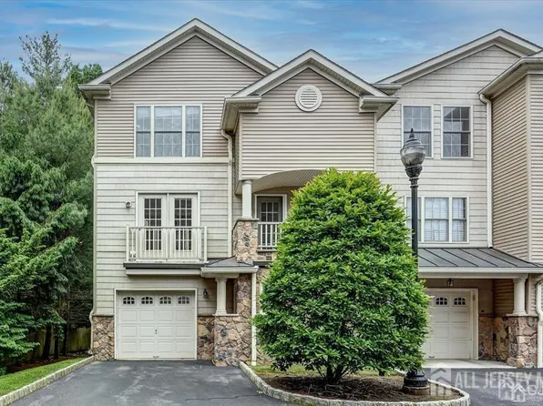 248 River Rd, Piscataway, NJ 08854