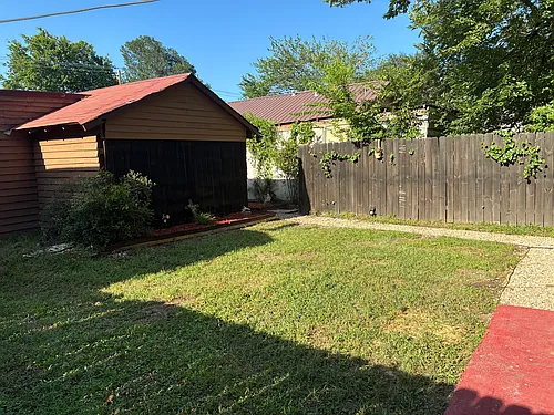 2419 Bonham St #2 Photo 1