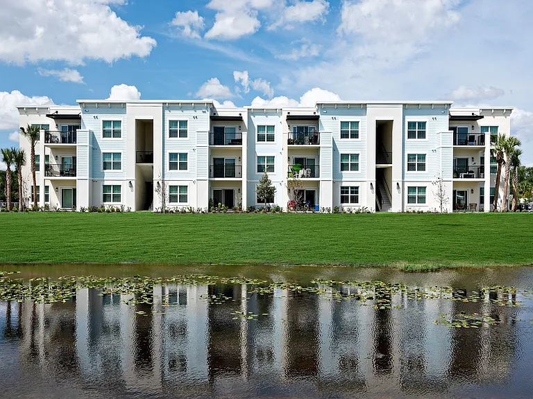 Reserve Jensen Beach