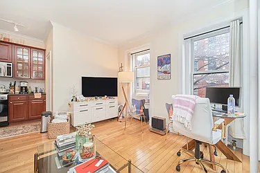 Rented by Living New York