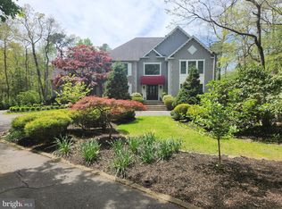 10 Winterberry Ln, Gibbsboro, NJ 08026