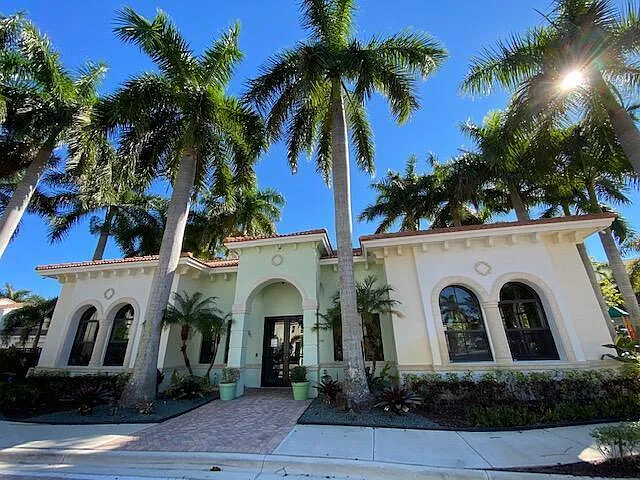 4930 NW 15th Ave — Photo 42