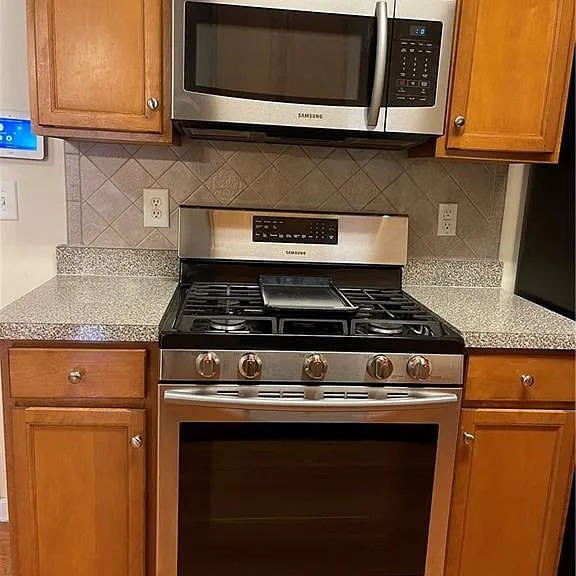 981 Brownstone Ln #17 — Photo 5