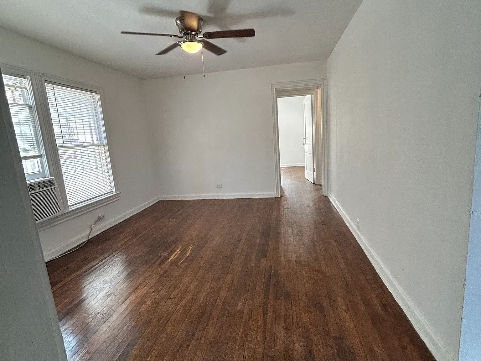 2 bed, 833 sqft, $1,250 — Photo 2