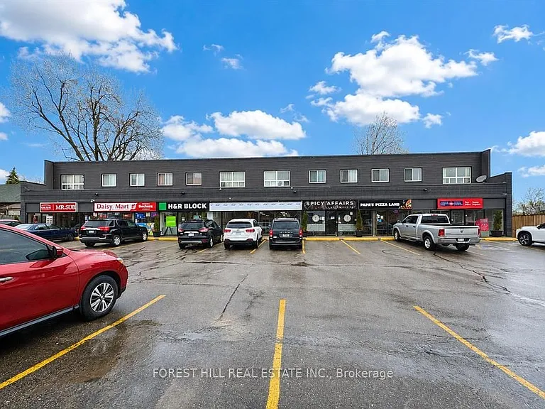 130 King St E #8 — Photo 1