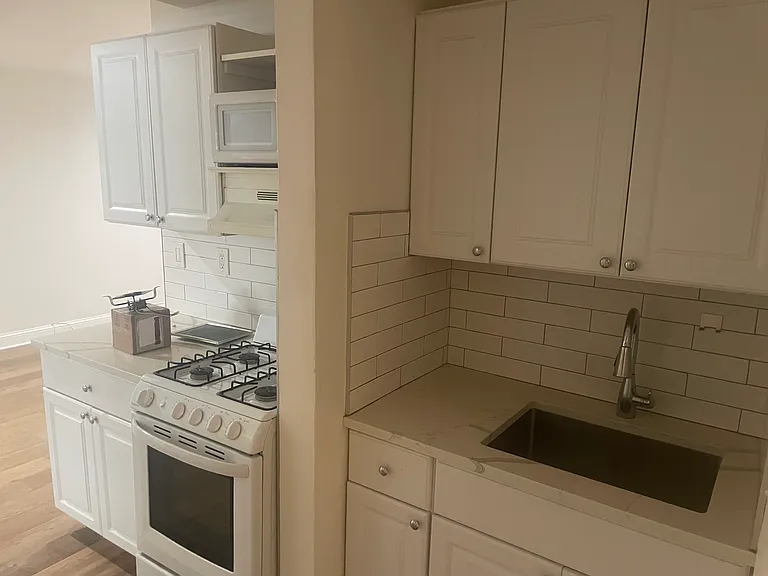 700 Summer St #117 — Photo 2