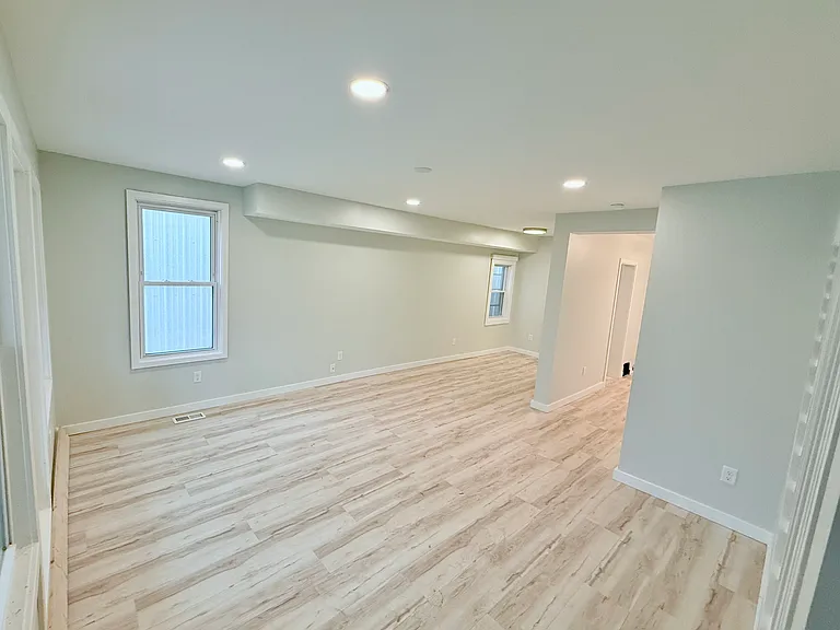 208 Fulton Ave — Photo 3
