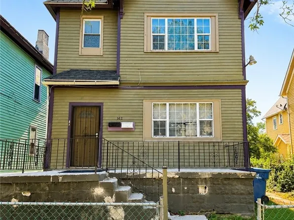 162 14th St, Buffalo, NY 14213