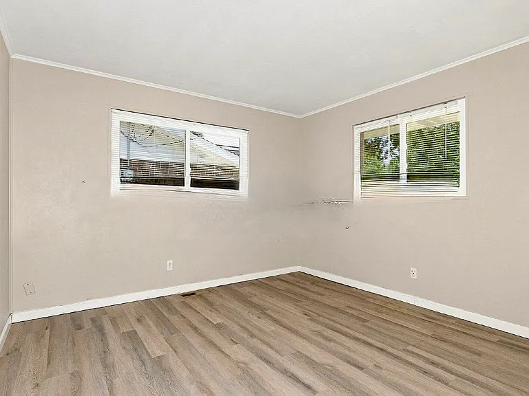 929 Lebon Dr — Photo 12