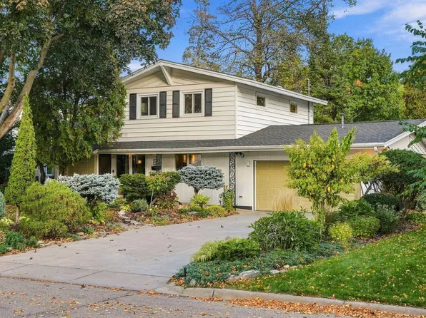 6109 Tingdale Ave, Edina, MN 55436