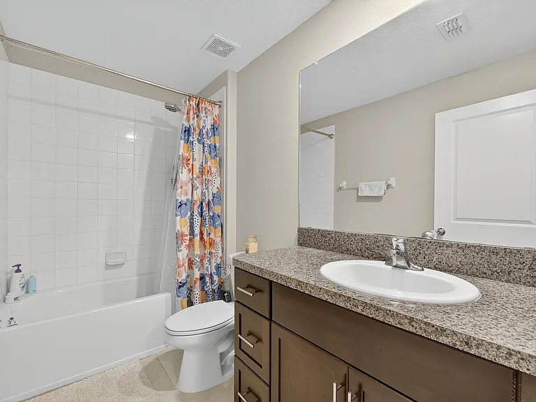 824 Royal Empress Dr — Photo 40