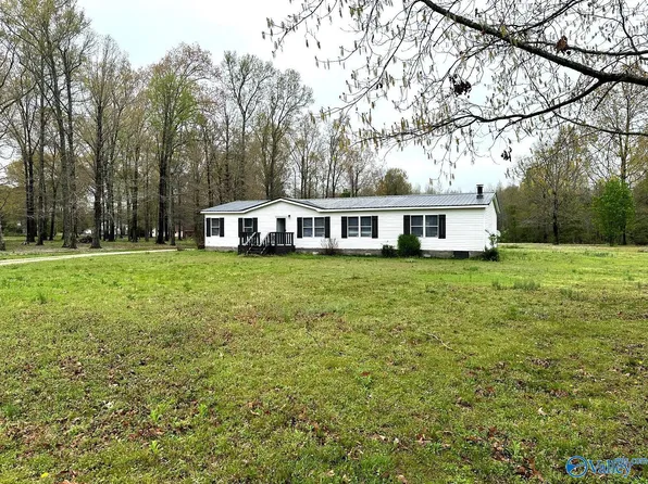 900 County Road 107, Killen, AL 35645