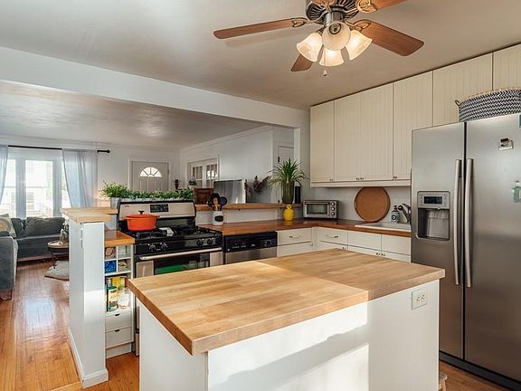 4th image of 5 Briggs Ave