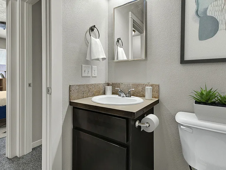 Centerpoint Townhomes — Photo 14