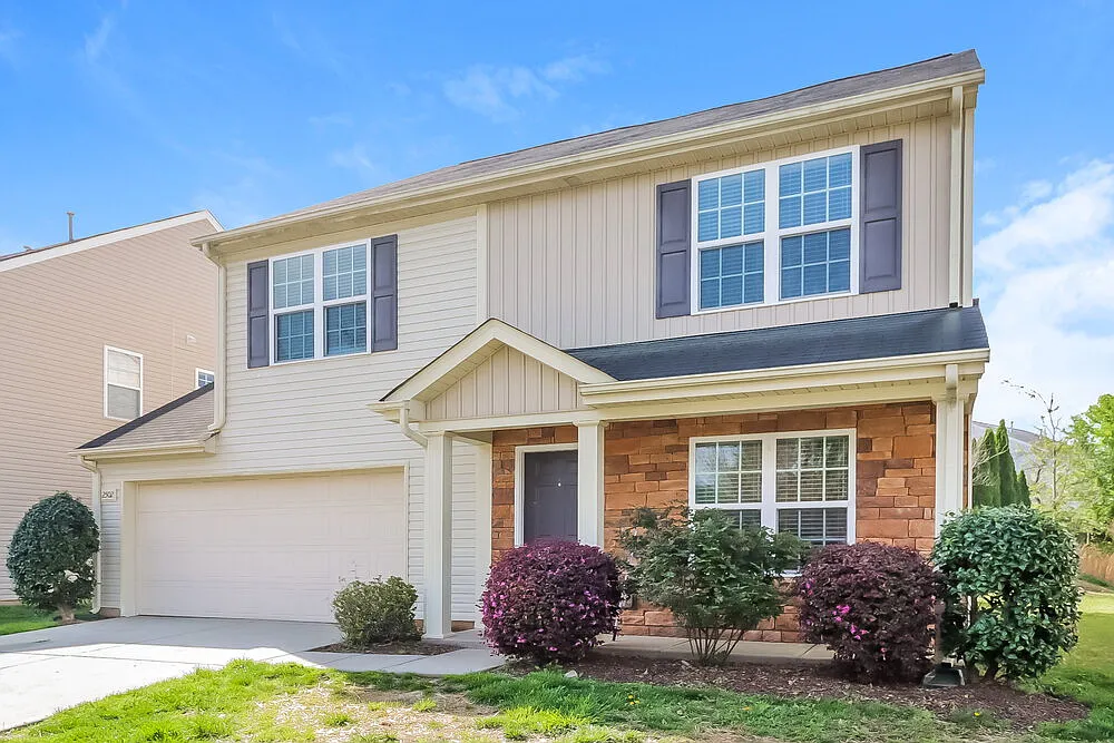 4 bed, 2.5 bath, 2030 sqft, $2,095 — Photo 4