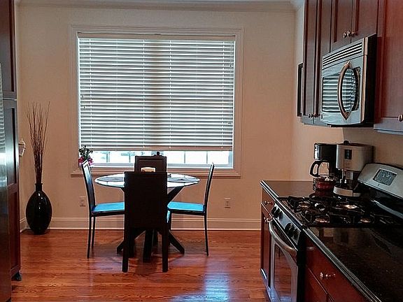 5th image of 104 Villa Ct #104