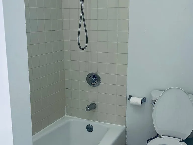 3258 W Flournoy St #2 — Photo 11