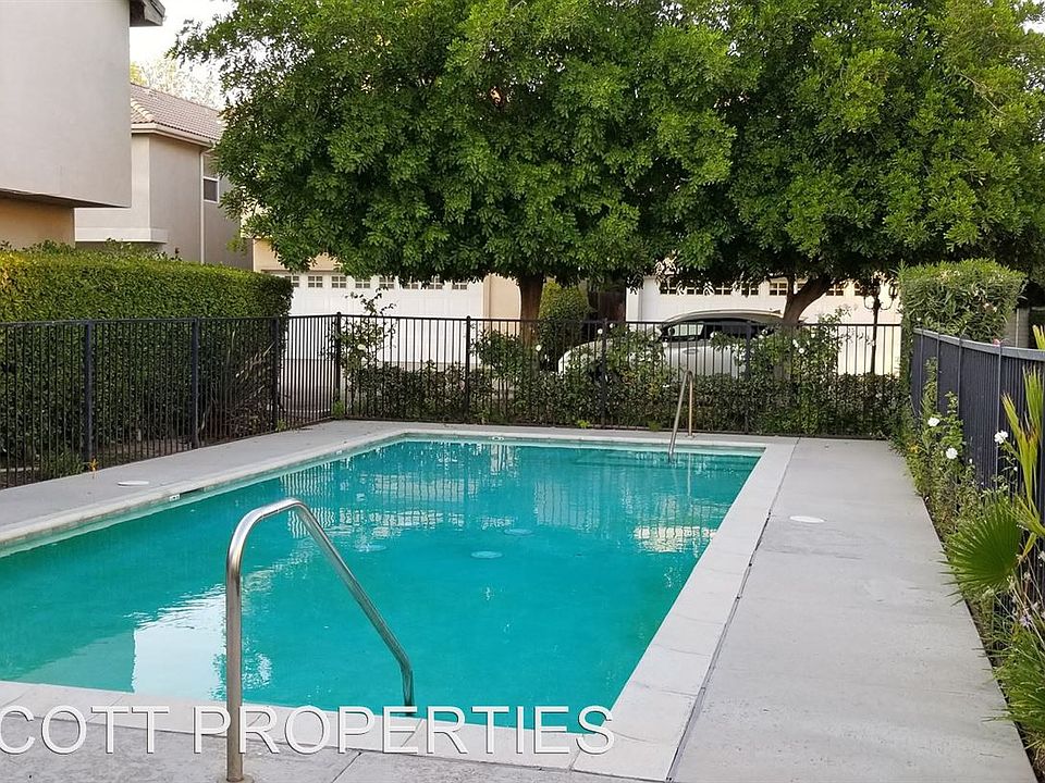 1st image of 9315 Burnet Ave Unit 111
