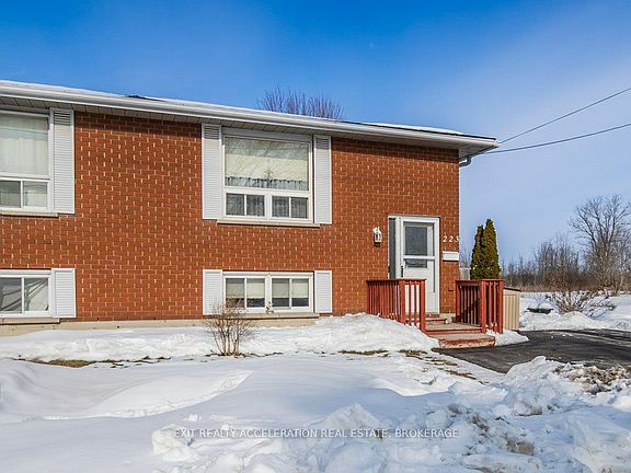 3rd image of 223 Newburgh Rd