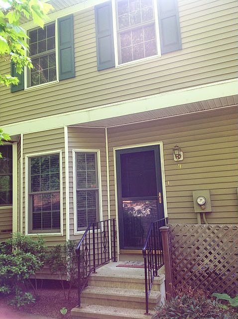 1st image of 300-9 West St