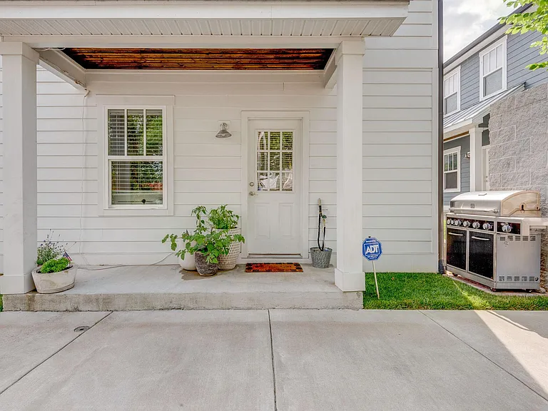 710 Buchanan St #8 — Photo 13