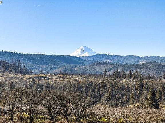 5th image of Dry Creek Rd