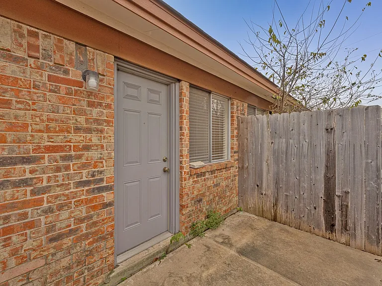 3404 Willowrun Cv #A — Photo 23