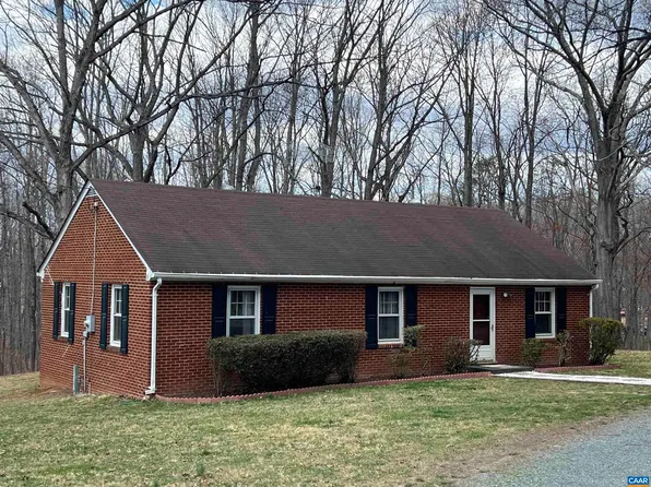 5080 Trails End, Scottsville, VA 24590