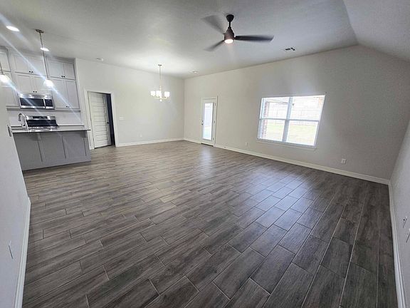 3rd image of 9221 Anaum Ln