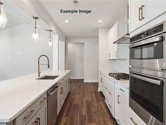 3rd image of 206 Branford St #Sun0125