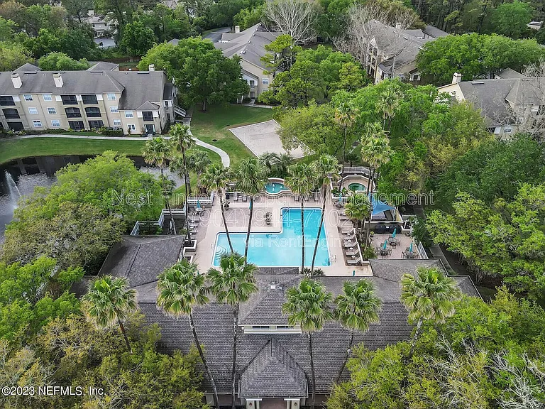 19 Arbor Club Dr #107 — Photo 32