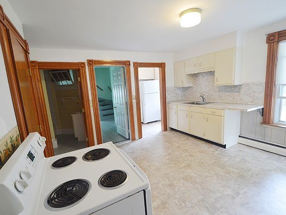 4th image of 56 South St #2