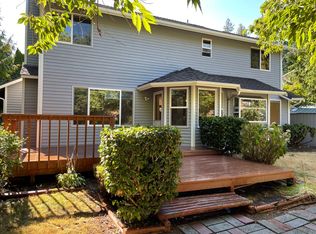 1022 224th Ave NE, Sammamish, WA 98074