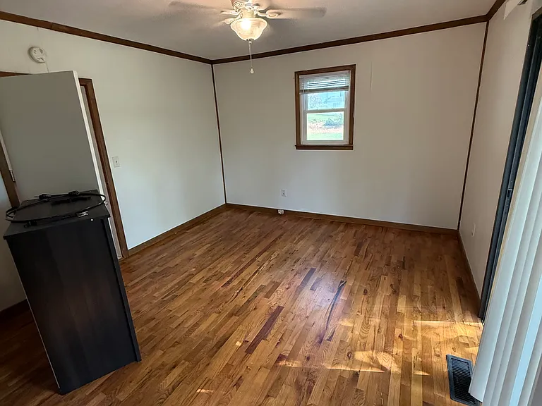 208 Church St — Photo 11