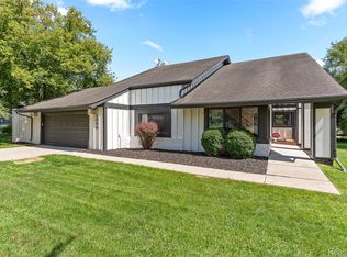 5086 Falmouth Dr, Troy, MI