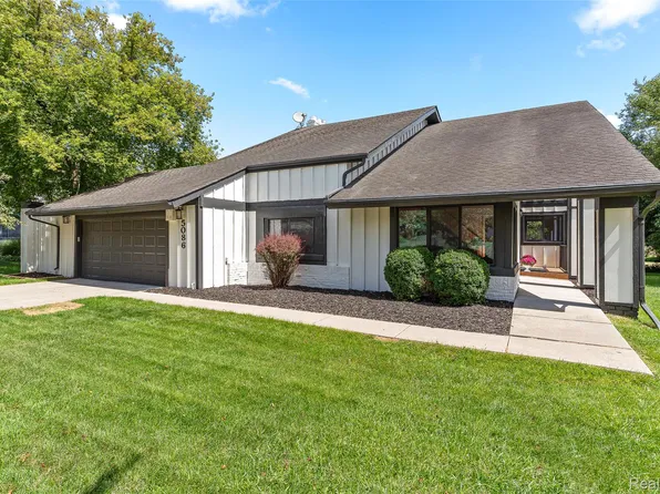 5086 Falmouth Dr, Troy, MI 48085
