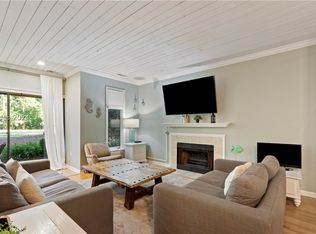 1 Gloucester Rd APT 1304, Hilton Head Island, SC 29928