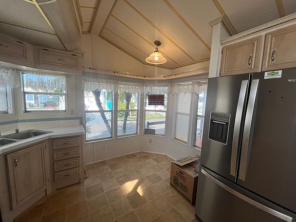 3rd image of 11911 66th St #214