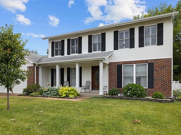 3rd image of 5869 Westcliffe Dr