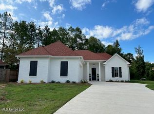 102 Afton Way, Clinton, MS 39056
