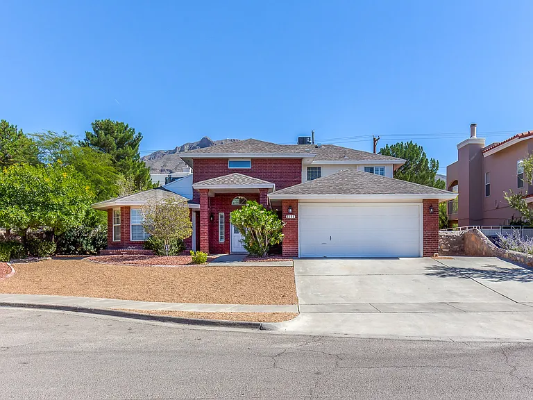 6104 La Posta Dr — Photo 1