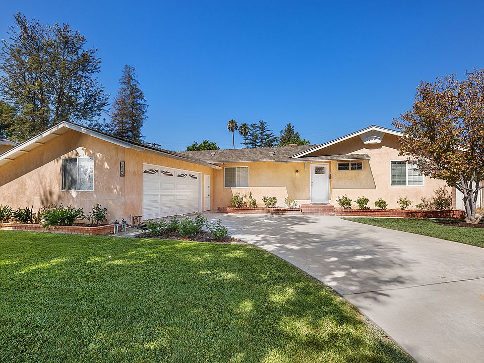 1st image of 8025 Farralone Ave