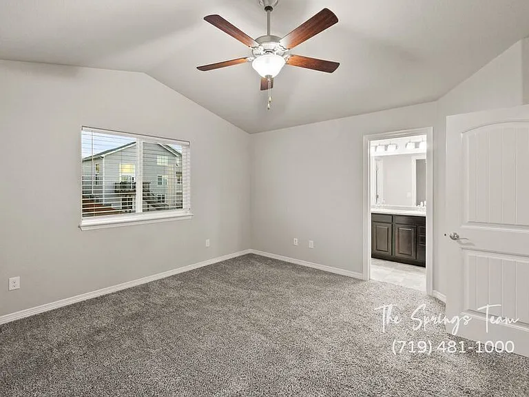 10957 Matta Dr — Photo 21