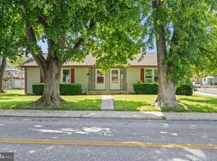 163-165 Fairview Ave W, Waynesboro, PA 17268