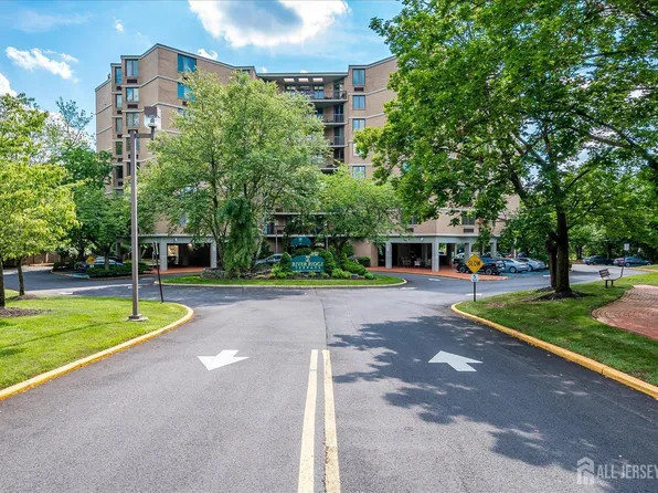 30 S Adelaide Ave APT 8L, Highland Park, NJ 08904