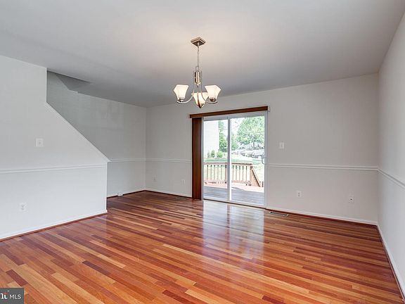 5th image of 3064 Antrim Cir