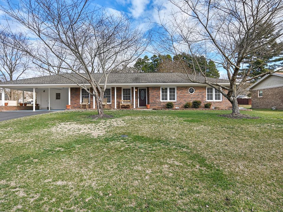 1st image of 211 Donna Dr