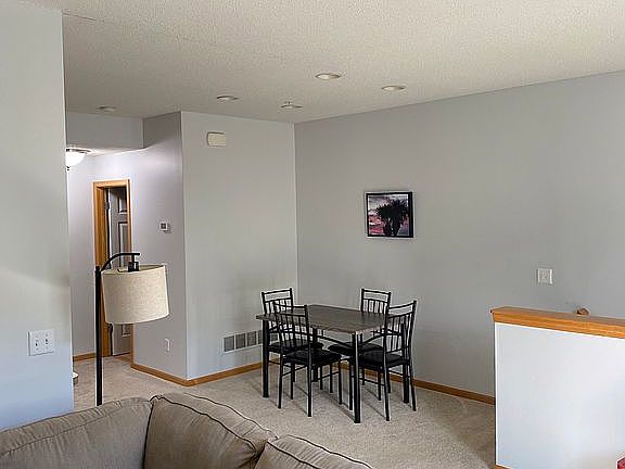 4th image of 7516 Parkridge Ln