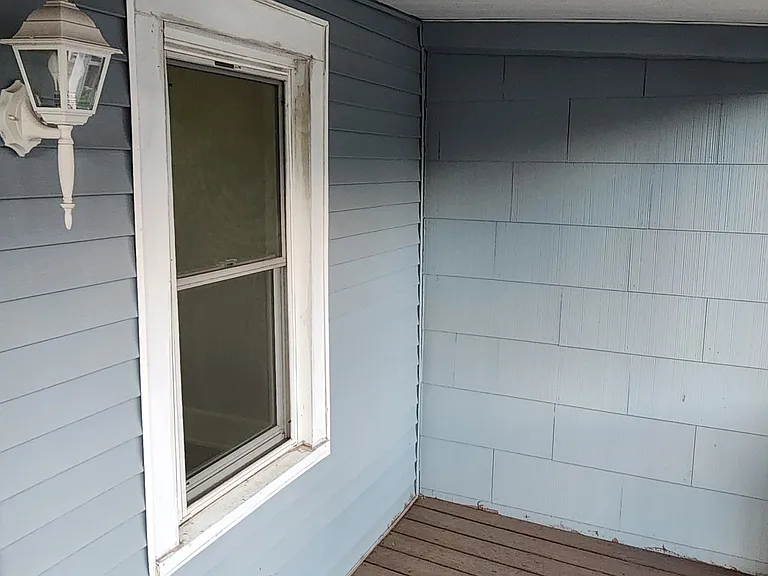 642 W Penn St — Photo 8